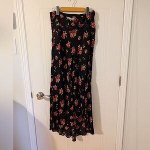 NWOT ZARA Maxi Skirt Size US M